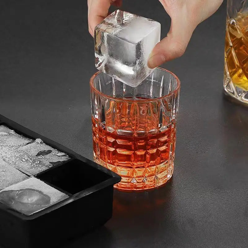 Silicone Ice Cube Mold Reusable Square Ice Cube Molds with Lid