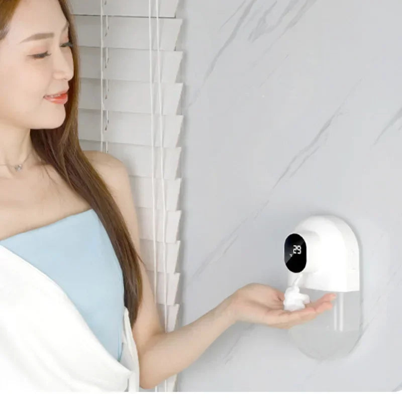 USB automatic mobile phone soap dispenser foam induction smart wall