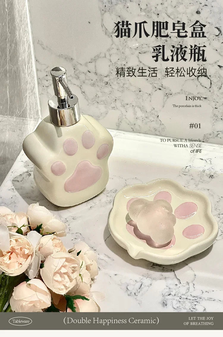 Cute Cat's Paw Hand Wash Dispensed Bottle Shower Gel Shampoo Press