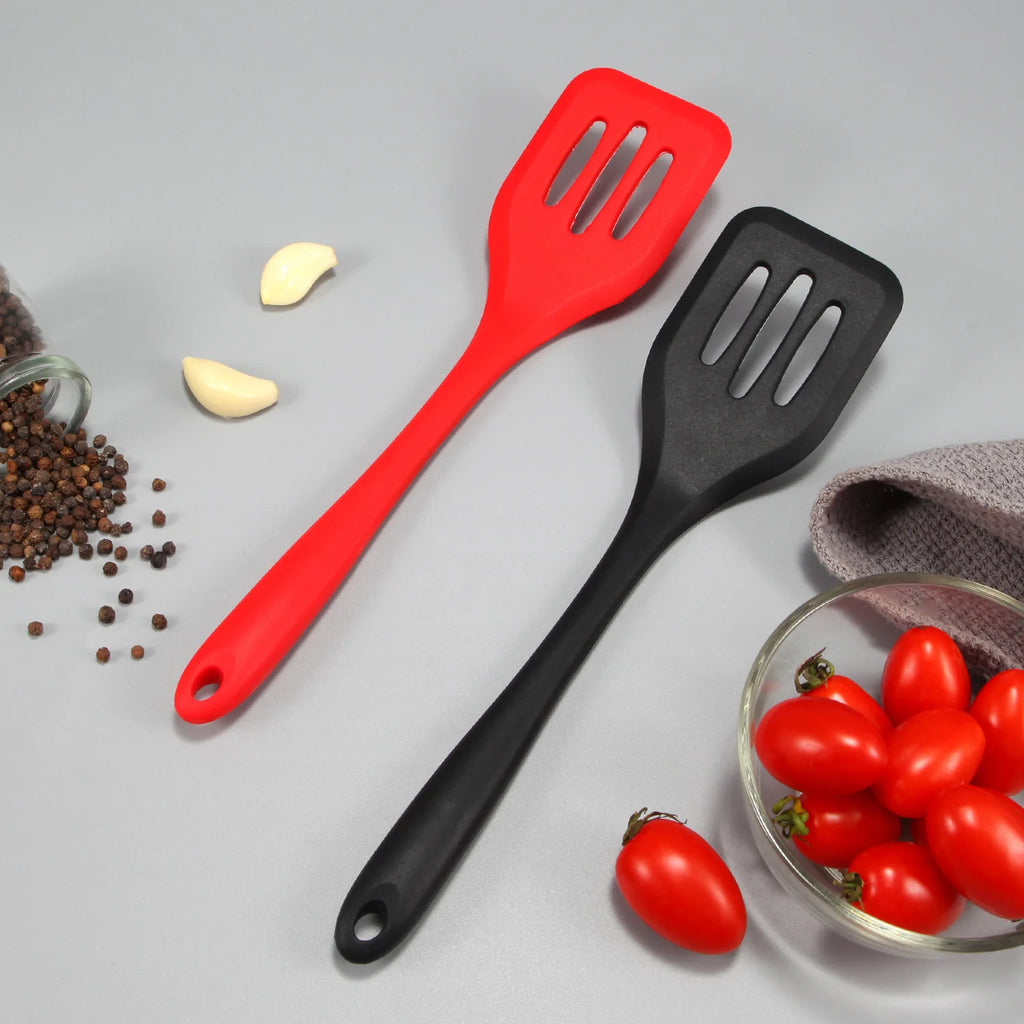 Kitchen Silicone Turners Gadgets Spatula Egg Fish Frying Pan Scoop